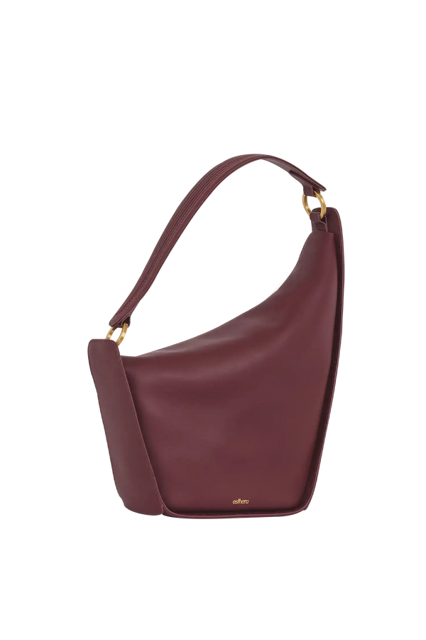 Bolsa de ombro em couro legítimo na cor burgundy com fechamento seguro e alça ajustável confortável, design sofisticado e funcional ideal para o dia a dia.