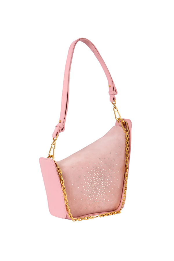 Bolsa em camurça na cor com tom elegante com fechamento por zíper e alça de ombro confortável, design sofisticado e funcional ideal para o dia a dia.