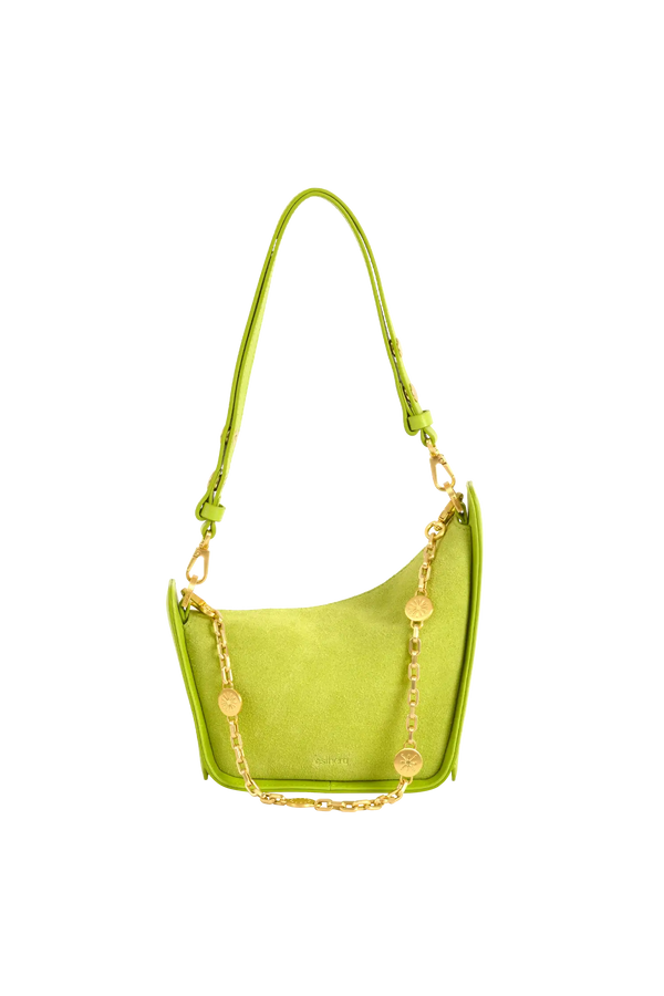 Bolsa tiracolo em couro legítimo na cor com tom elegante com fechamento seguro e alça ajustável confortável, design sofisticado e funcional ideal para o dia a dia.