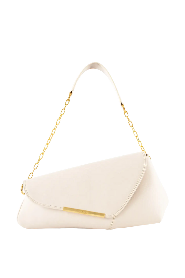 Bolsa de ombro em couro legítimo na cor areia com fecho refinado e alças estruturadas, design sofisticado e funcional ideal para o dia a dia.