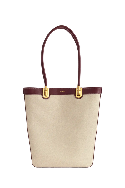 Bolsa de mão em couro legítimo na cor burgundy com fechamento seguro e alça ajustável confortável, design sofisticado e funcional ideal para o dia a dia.