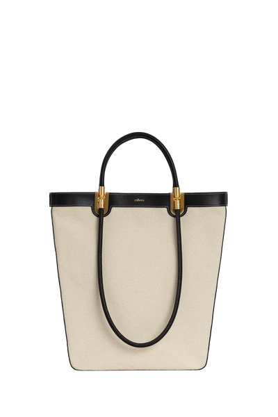 Bolsa de mão em couro legítimo na cor preta com fechamento seguro e alça ajustável confortável, design sofisticado e funcional ideal para o dia a dia.
