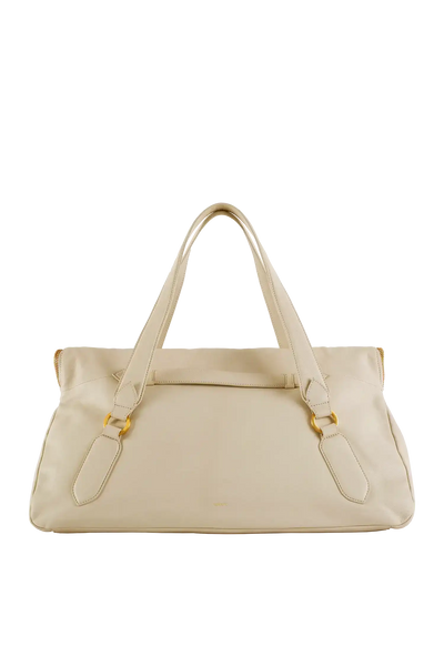Bolsa bege com alças e detalhes dourados, design sofisticado e funcional