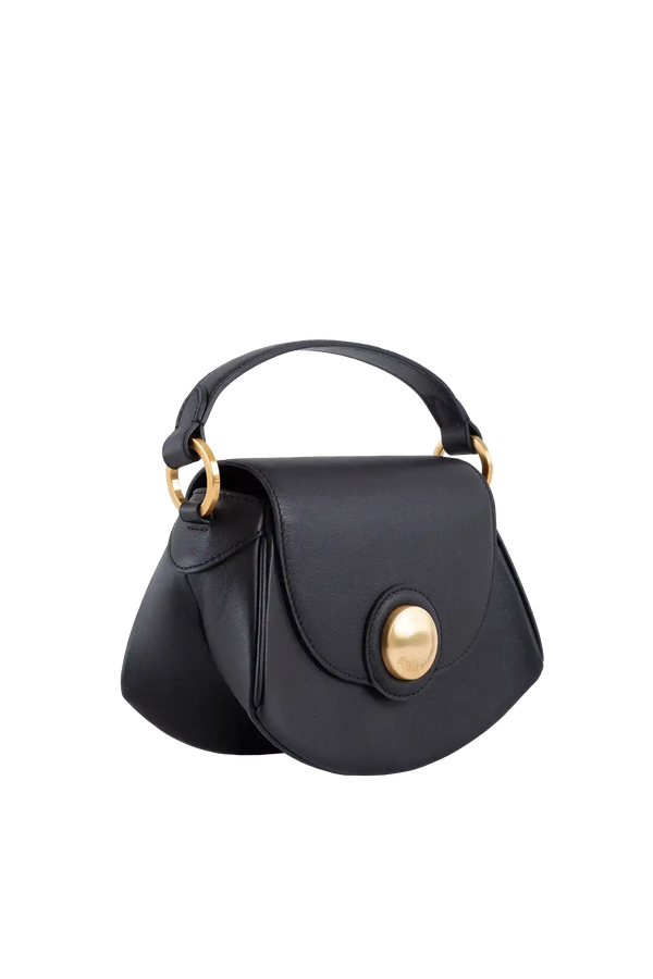 Bolsa preta elegante com detalhes dourados e alça de mão, design sofisticado e funcional