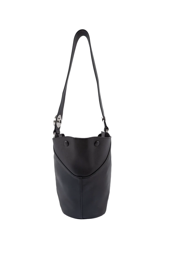 9PM maxi bag preta e prata