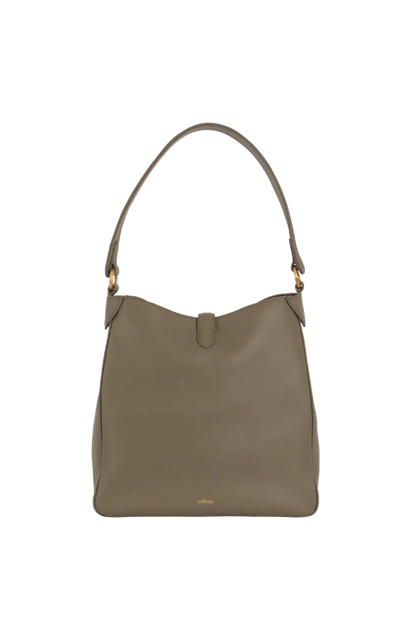 Bolsa de ombro em couro legítimo na cor com tom elegante com fechamento seguro e alça ajustável confortável, design sofisticado e funcional ideal para o dia a dia.