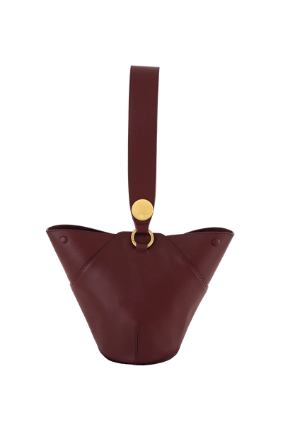 Bolsa em couro legítimo na cor burgundy com fechamento seguro e alça ajustável confortável, design sofisticado e funcional ideal para o dia a dia.