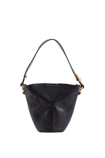 Bolsa preta de couro com alça e detalhes dourados, design sofisticado e funcional