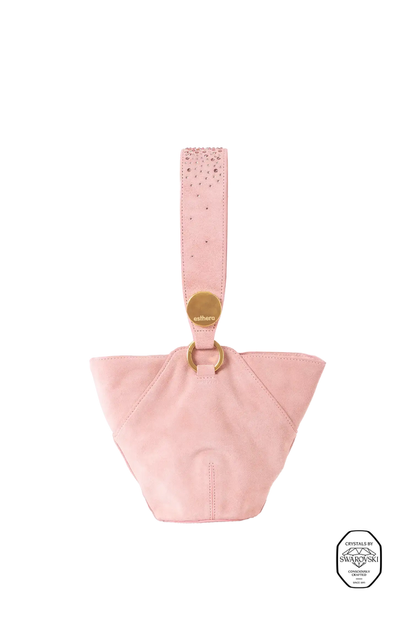 Bolsa em camurça na cor com tom elegante com fechamento seguro e alça ajustável confortável, design sofisticado e funcional ideal para o dia a dia.