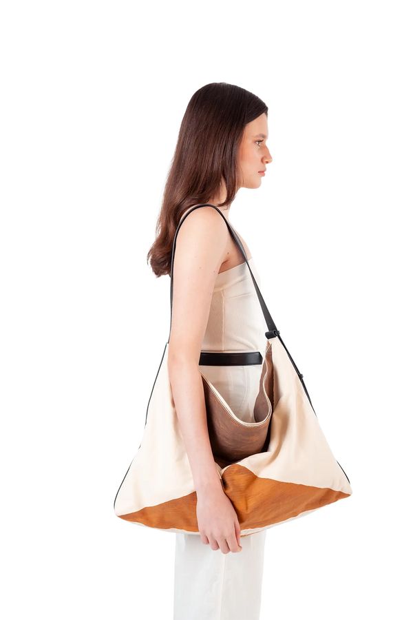 Bolsa painel modernista marrom