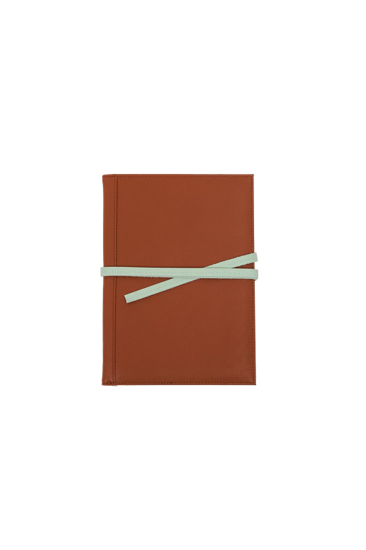AMPM journal cover marrom