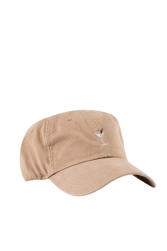 Boné casual em algodão 100% na cor areia com fecho regulável traseiro, design casual e contemporâneo, perfeito para proteger o rosto do sol adicionando personalidade ao look de rua.