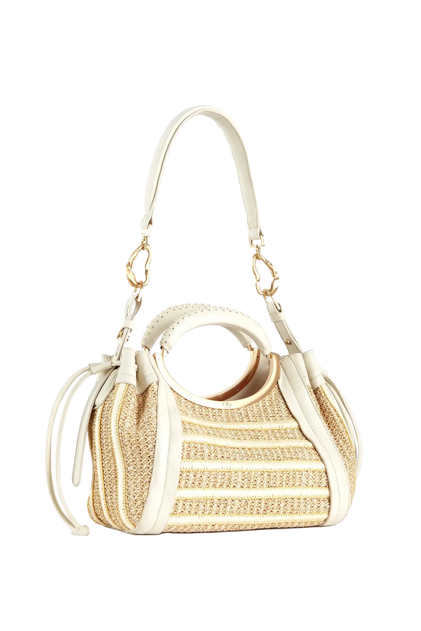 Bolsa de palha com alça circular e detalhes em couro off-white, design sofisticado e funcional