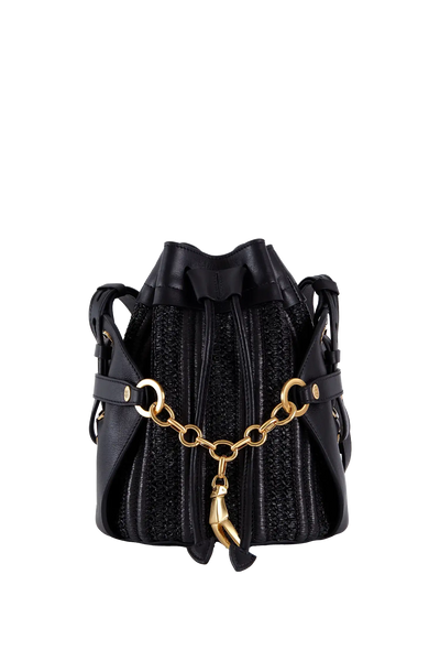 Bolsa preta com textura e corrente dourada, design sofisticado e funcional para uso diário
