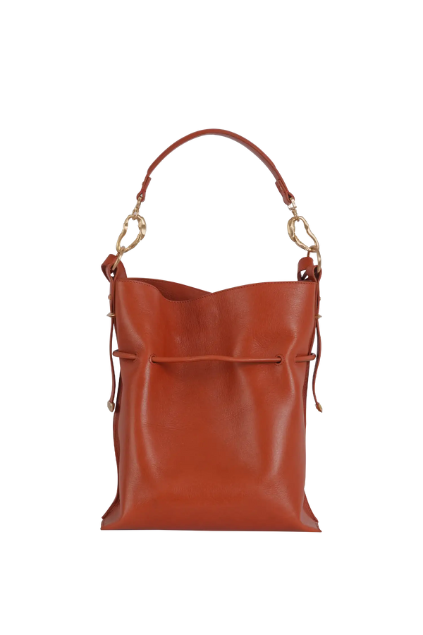 Bolsa tiracolo em couro legítimo na cor com tom elegante com fecho refinado e alças estruturadas, design sofisticado e funcional ideal para o dia a dia.
