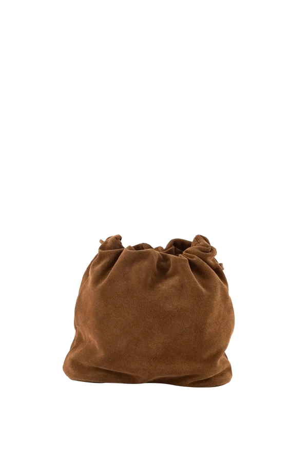 Bolsa tiracolo em camurça na cor com tom elegante com fechamento seguro e alça ajustável confortável, design sofisticado e funcional ideal para o dia a dia.