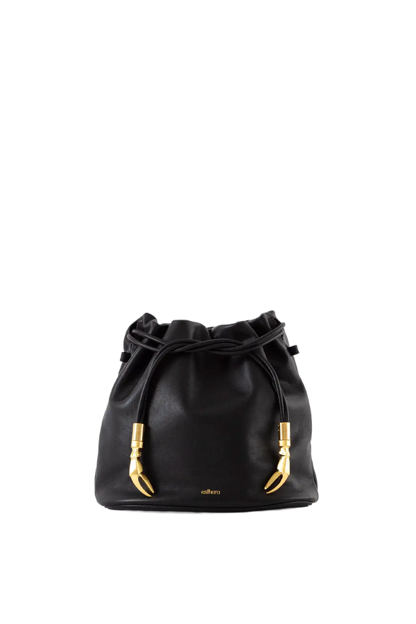 Bolsa tiracolo em couro legítimo na cor preta com fechamento seguro e alça ajustável confortável, design sofisticado e funcional ideal para o dia a dia.