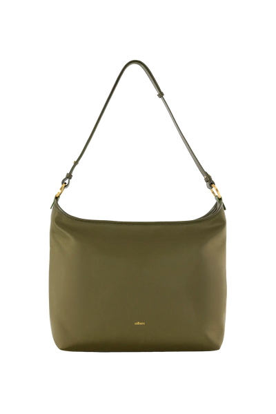 Bolsa de ombro em couro legítimo na cor com tom elegante com fechamento seguro e alça ajustável confortável, design sofisticado e funcional ideal para o dia a dia.